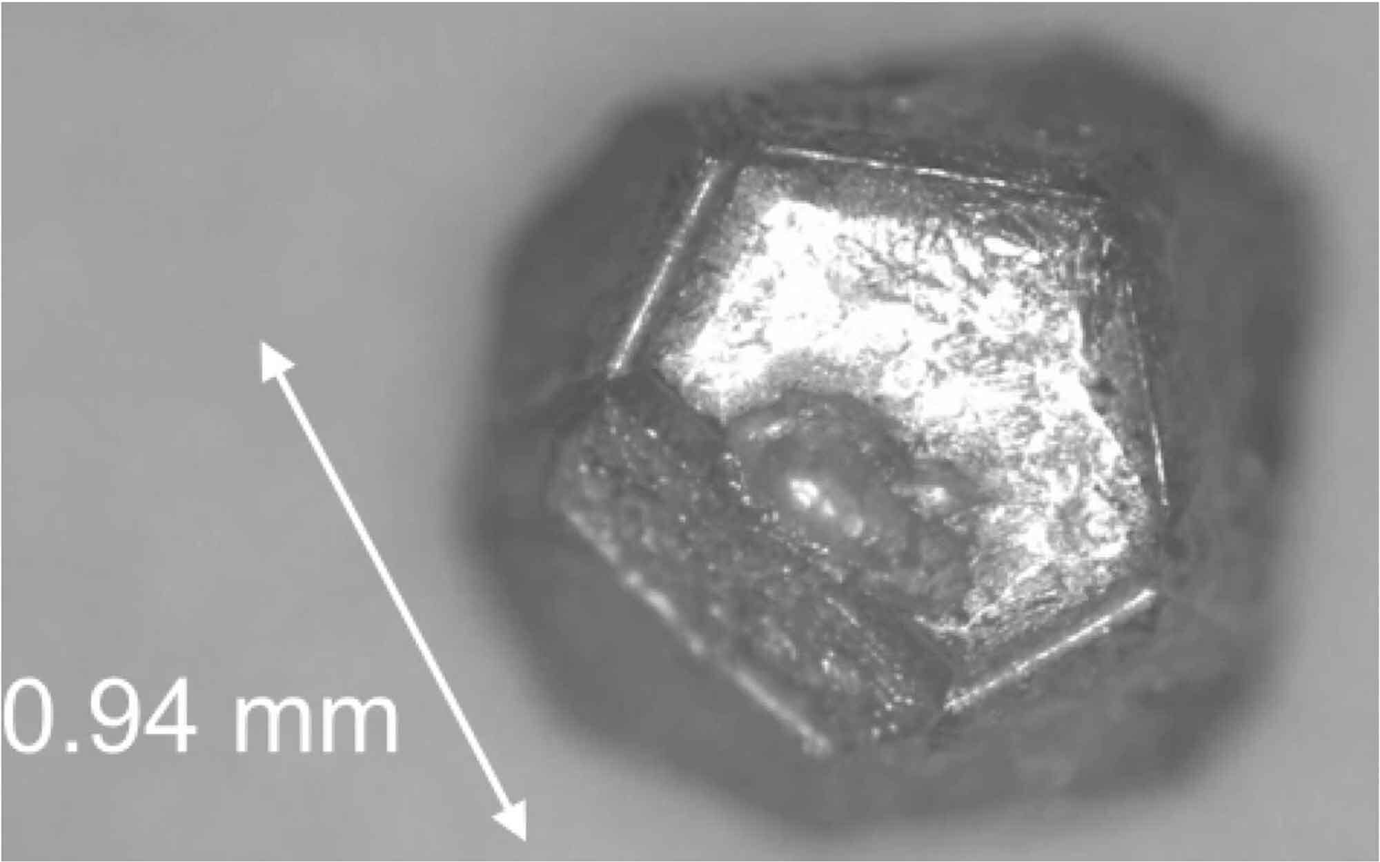 Dlaczego kwazikryształy istnieją? Historyczny model dostarcza odpowiedzi