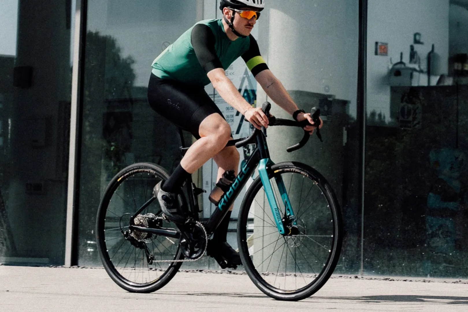 Jeden rower do wszystkiego? Pokazali Ribble CGR 2025 dla fanów wszechstronności