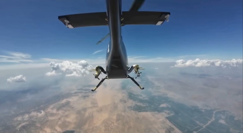 Wzniósł się w przestworza i wystrzelił pocisk. Chiny świętują wyjątkowy test