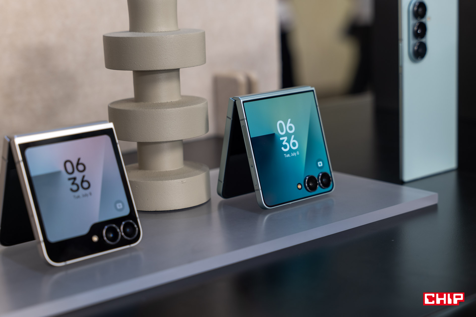 Smartfon ładowany ciepłem kawy, czyli termoelektryczny przełom