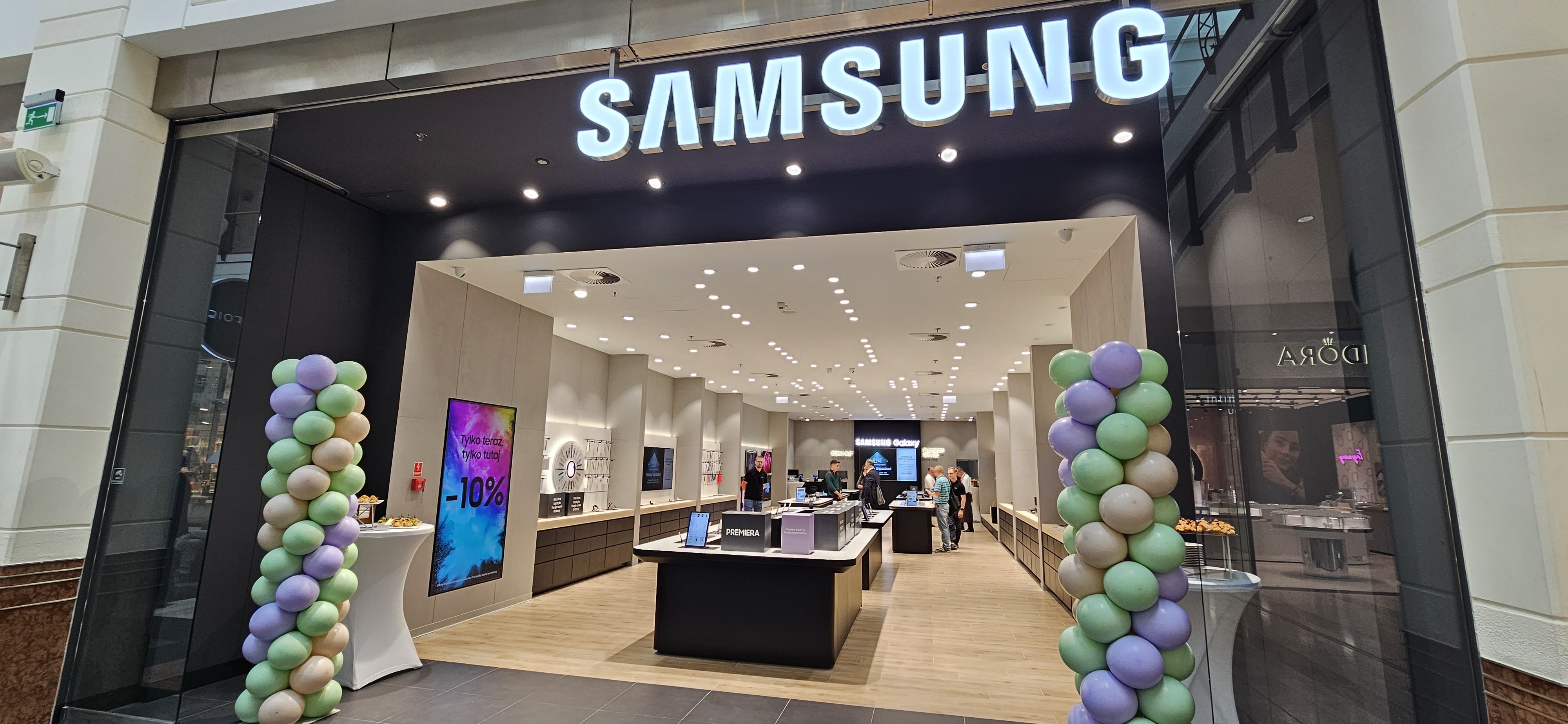 Samsung rozważa partnerstwo z Intelem. Koreański gigant szuka wsparcia administracji Trumpa