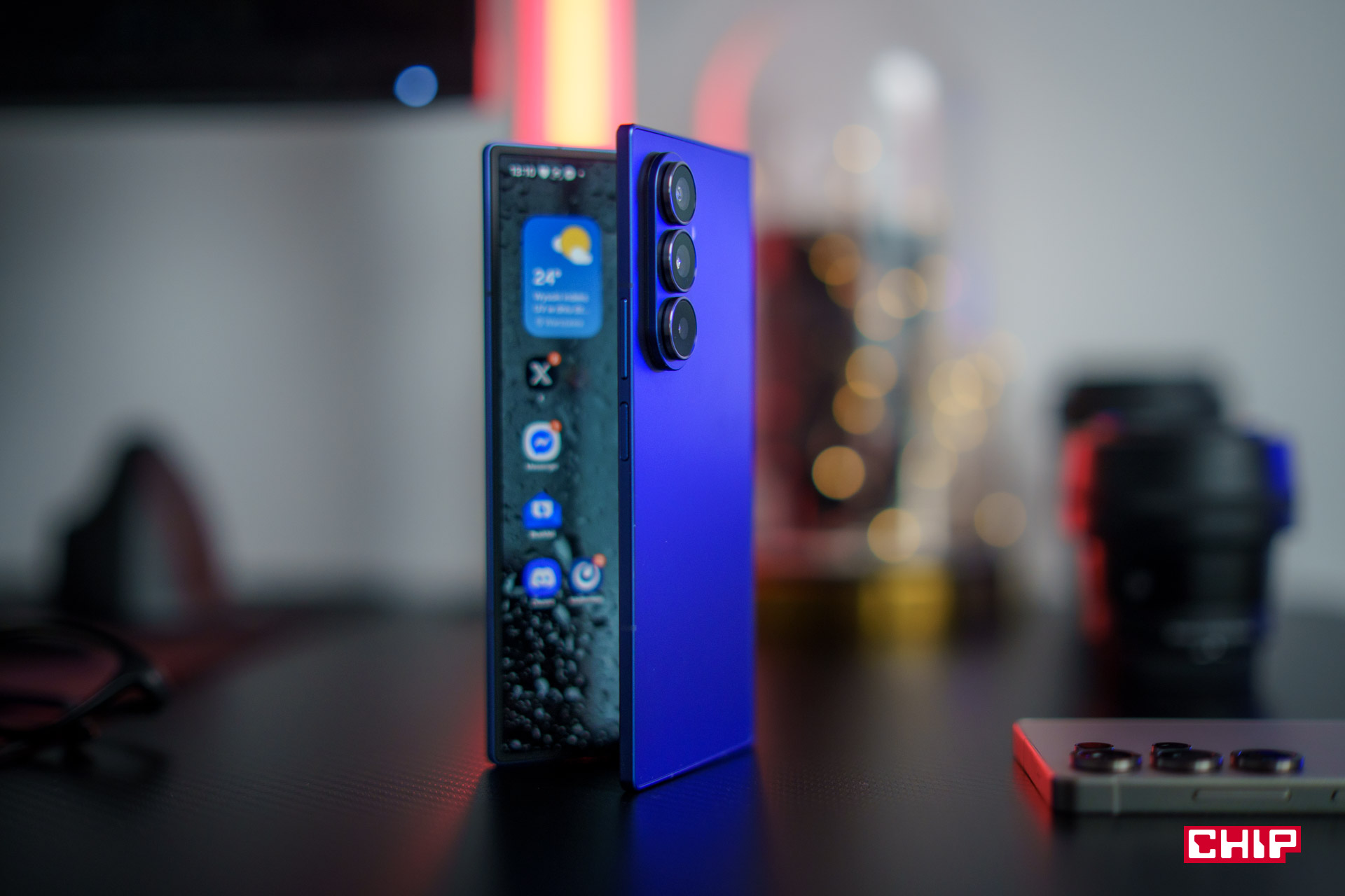 Samsung ma nowy sposób na walkę z piaskiem i kurzem w składakch