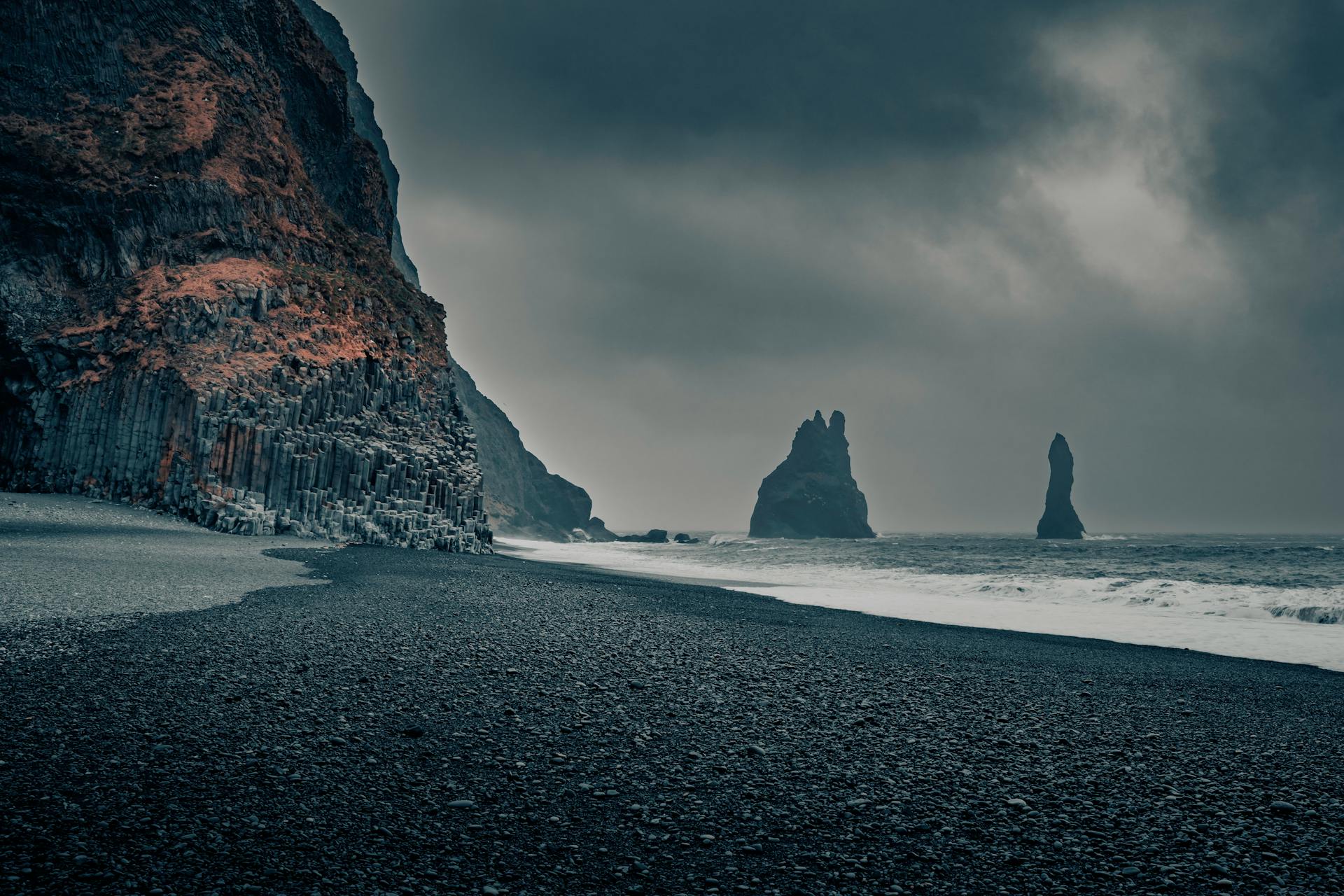 Satelity wykryły tajemniczą anomalię grawitacyjną nad Atlantykiem. Pochodzi z głębokości 3000 km