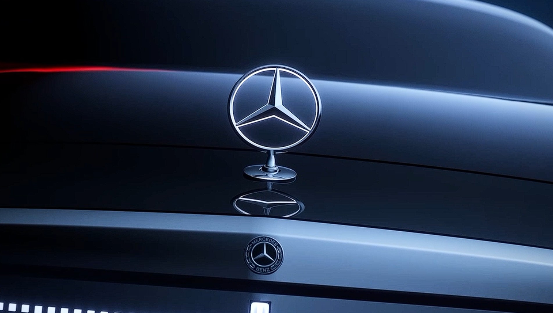Mercedes maluje samochód prądem, czyli jak nadwozie zasili akumulator?