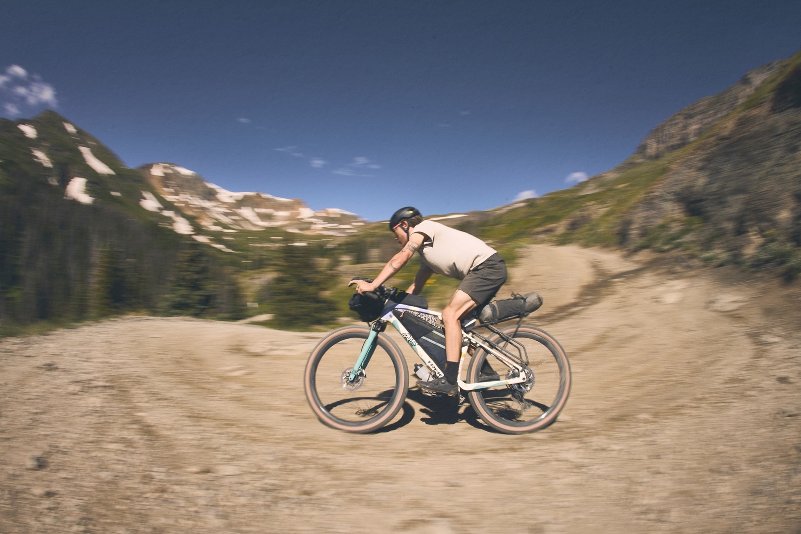 Trek szokuje nowym rowerem. Czy to jeszcze gravel, czy wstydliwy MTB?