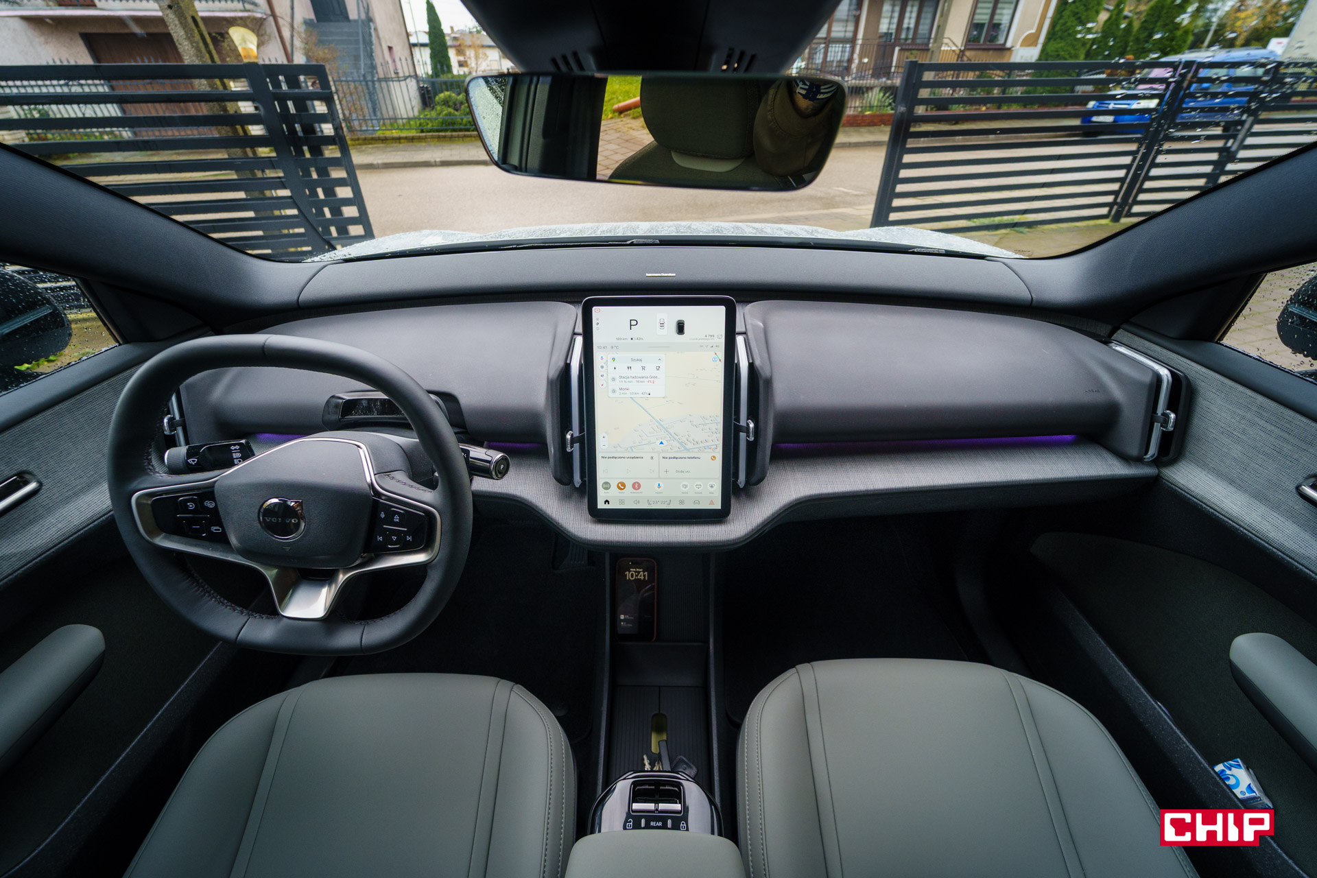 Volvo odmładza starsze auta. 2,5 miliona samochodów zyska sztuczną inteligencję