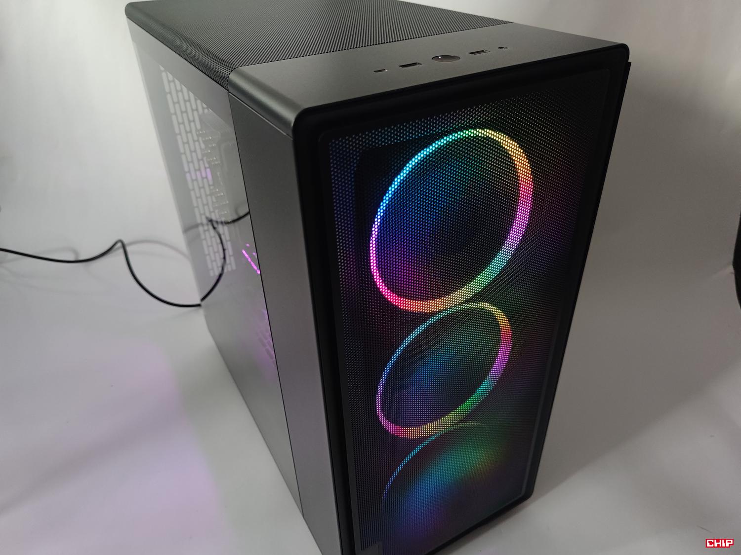 Test obudowy Fractal Design Epoch XL Black TG RGB Light Tint. Większe znaczy lepsze?