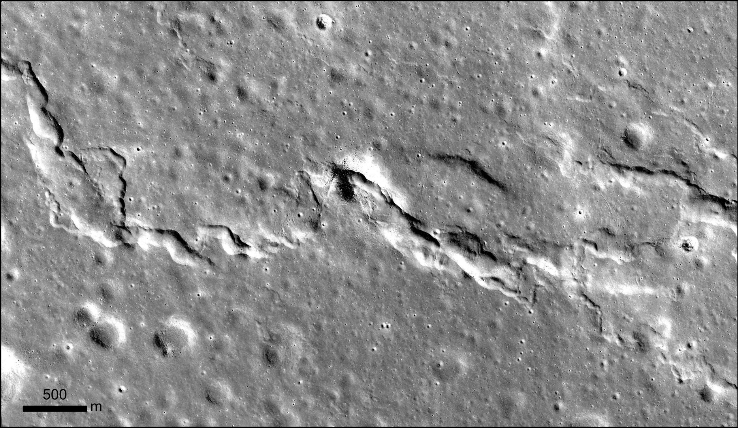 Tego o Księżycu nie wiedzieliśmy. A może nie wiedzieliśmy nic? Próbki z misji Apollo 17 mieszają badaczom szyki