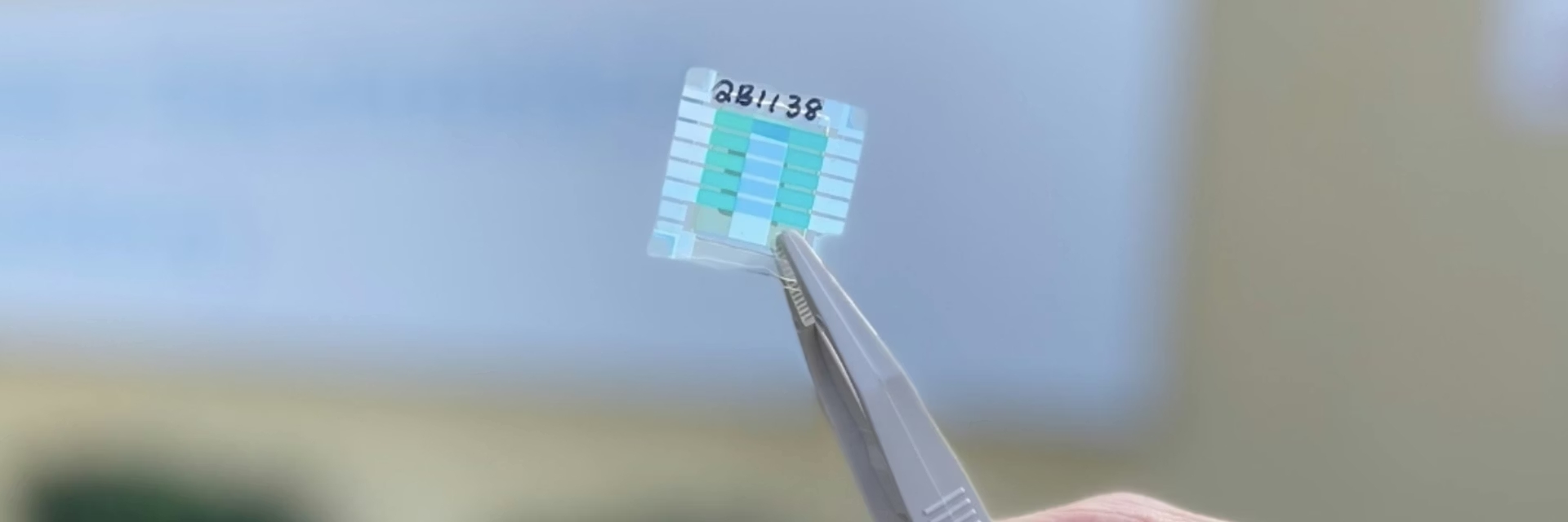 Ładowanie tej baterii stoi w sprzeczności z logiką. Tego nie przewidziałby choćby Einstein