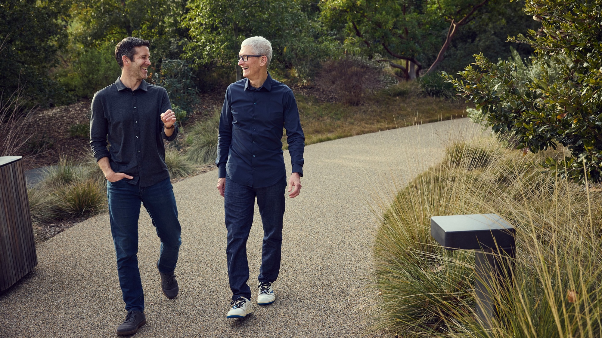 Nowa era w Cupertino. Tim Cook oddaje stery Apple’a w ręce Johna Ternusa