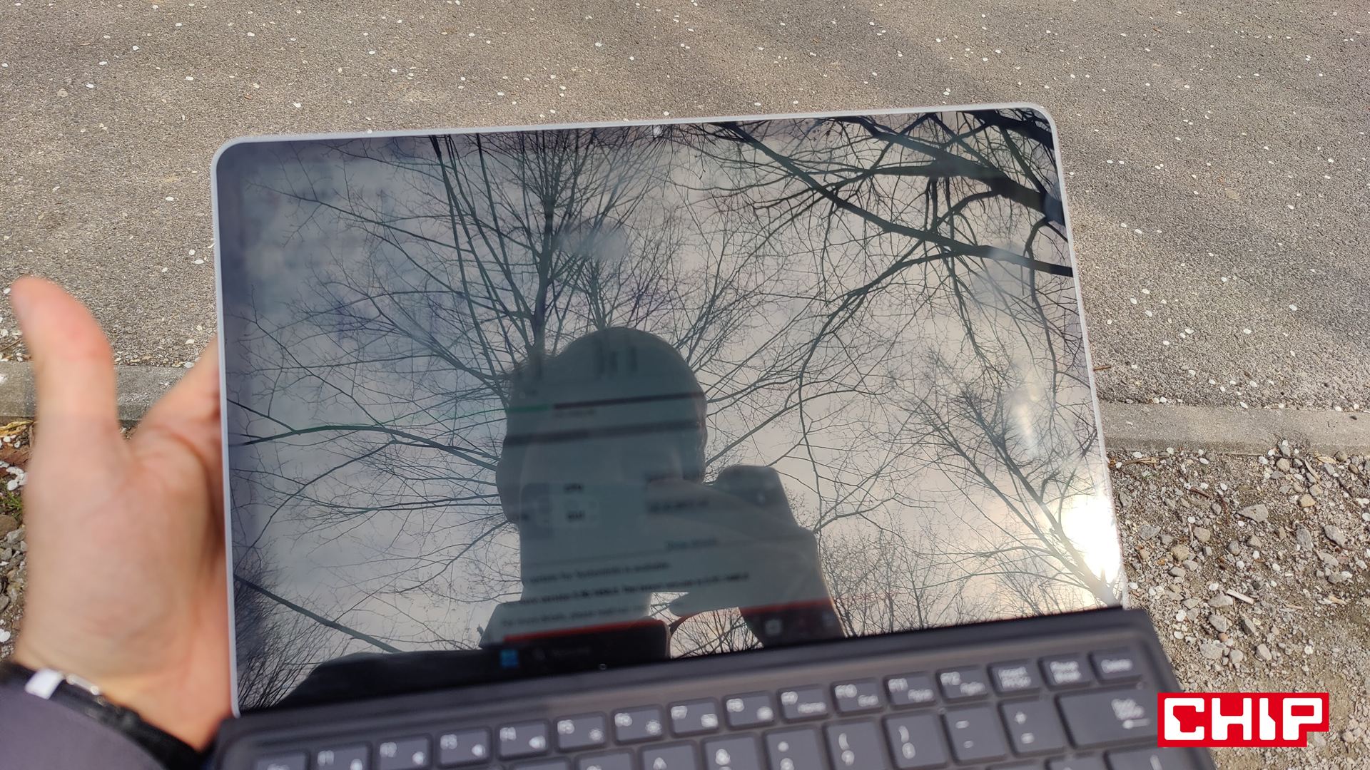 Test Ninkear S13, czyli 13-calowego urządzenia 2w1 z Windowsem