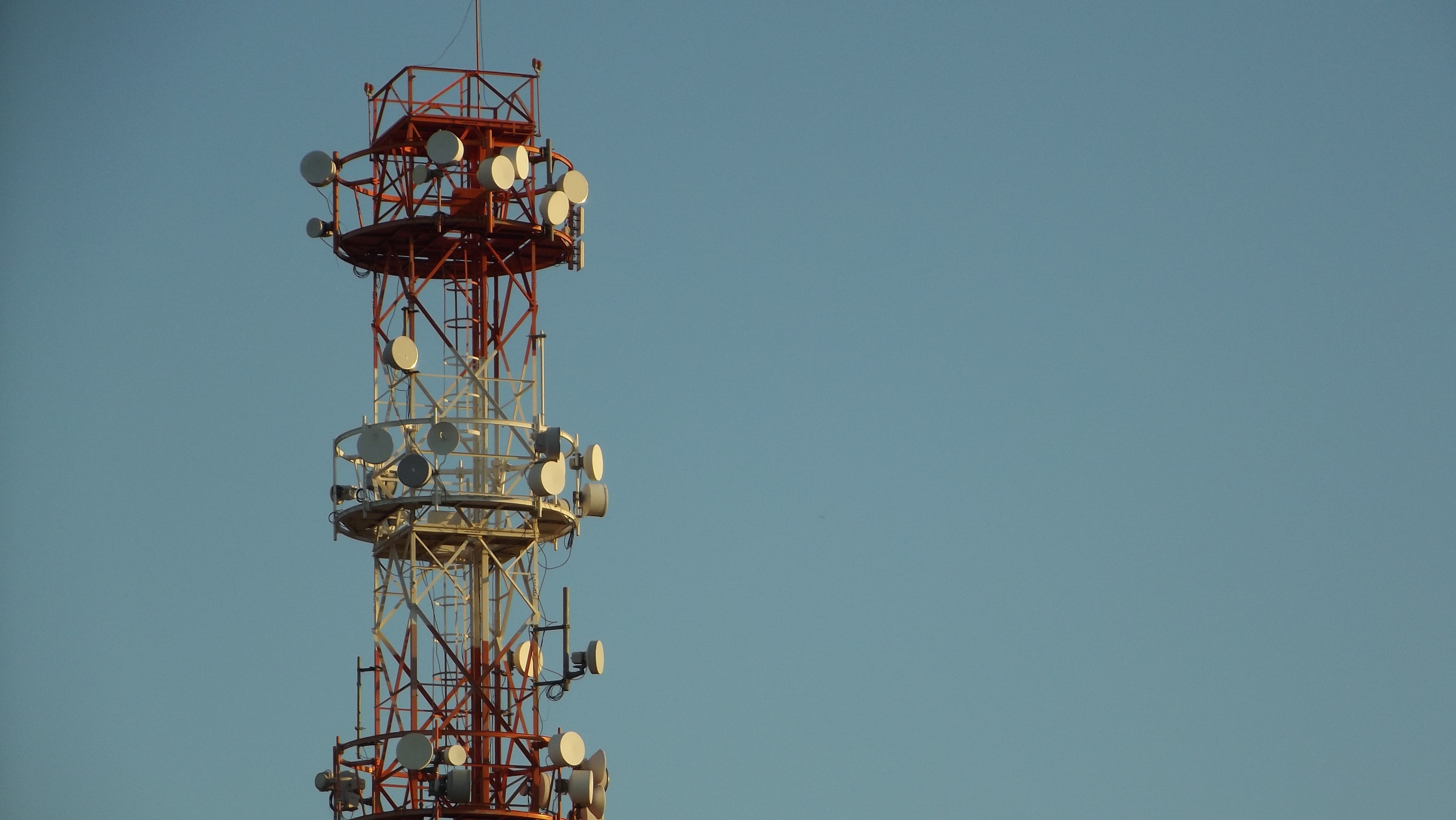 Pożegnanie z 3G w Plusie. Czas na technologiczną przeprowadzkę do 4G i 5G
