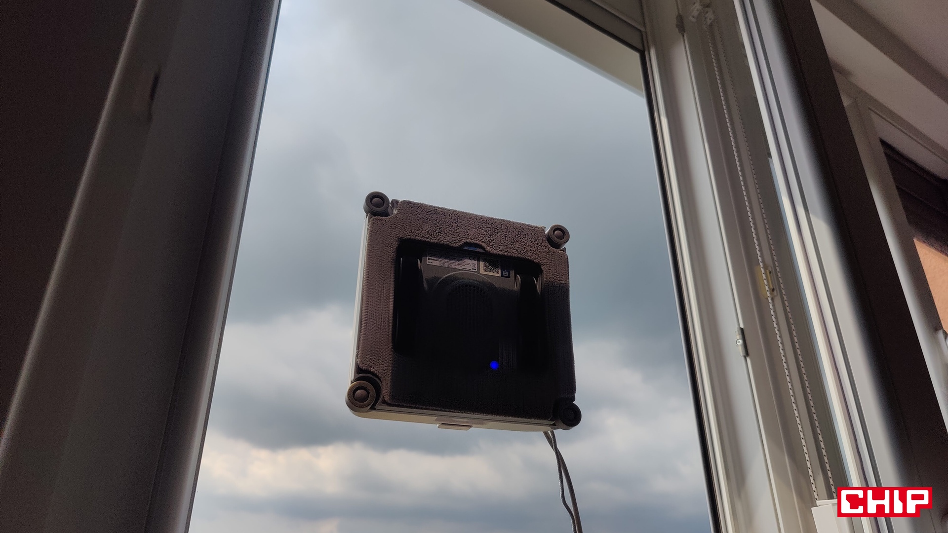 Test ECOVACS WINBOT mini 2. Koniec z ręcznym myciem okien?