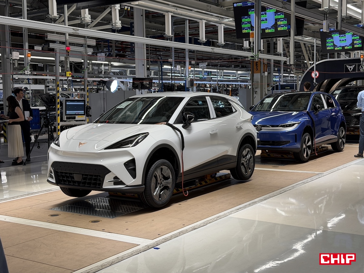 Byłem w fabryce, w której zaczyna się nowy rozdział europejskich elektryków. CUPRA Raval i Volkswagen ID. Polo ruszają z Martorell