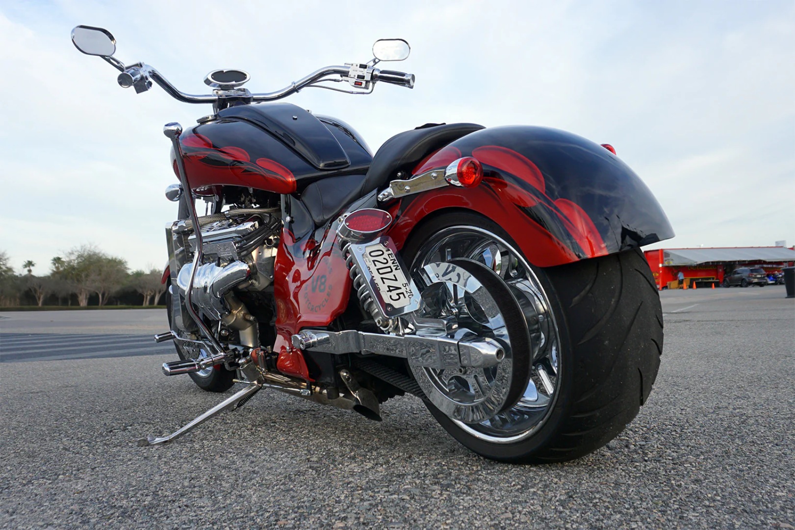 Ponad pół tony i 600 koni, a to wszystko w jednośladzie. Motocykl z 8,1-litrowym silnikiem