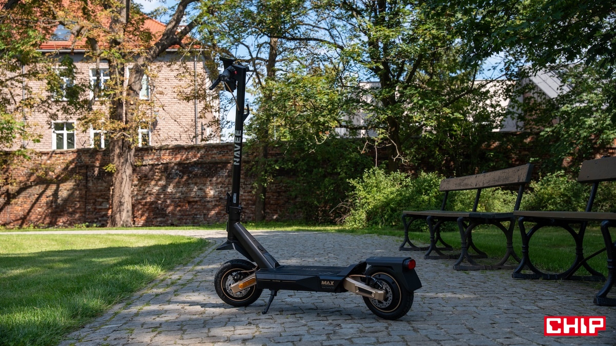 Test NAVEE ST5 Max. Nowa hulajnoga z Chin, która nie boi się polskich dróg