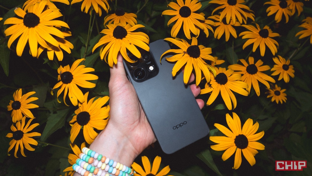 Testy OPPO Reno16 Pro 5G, najwyraźniej fani małych telefonów muszą się do tego przyzwyczaić