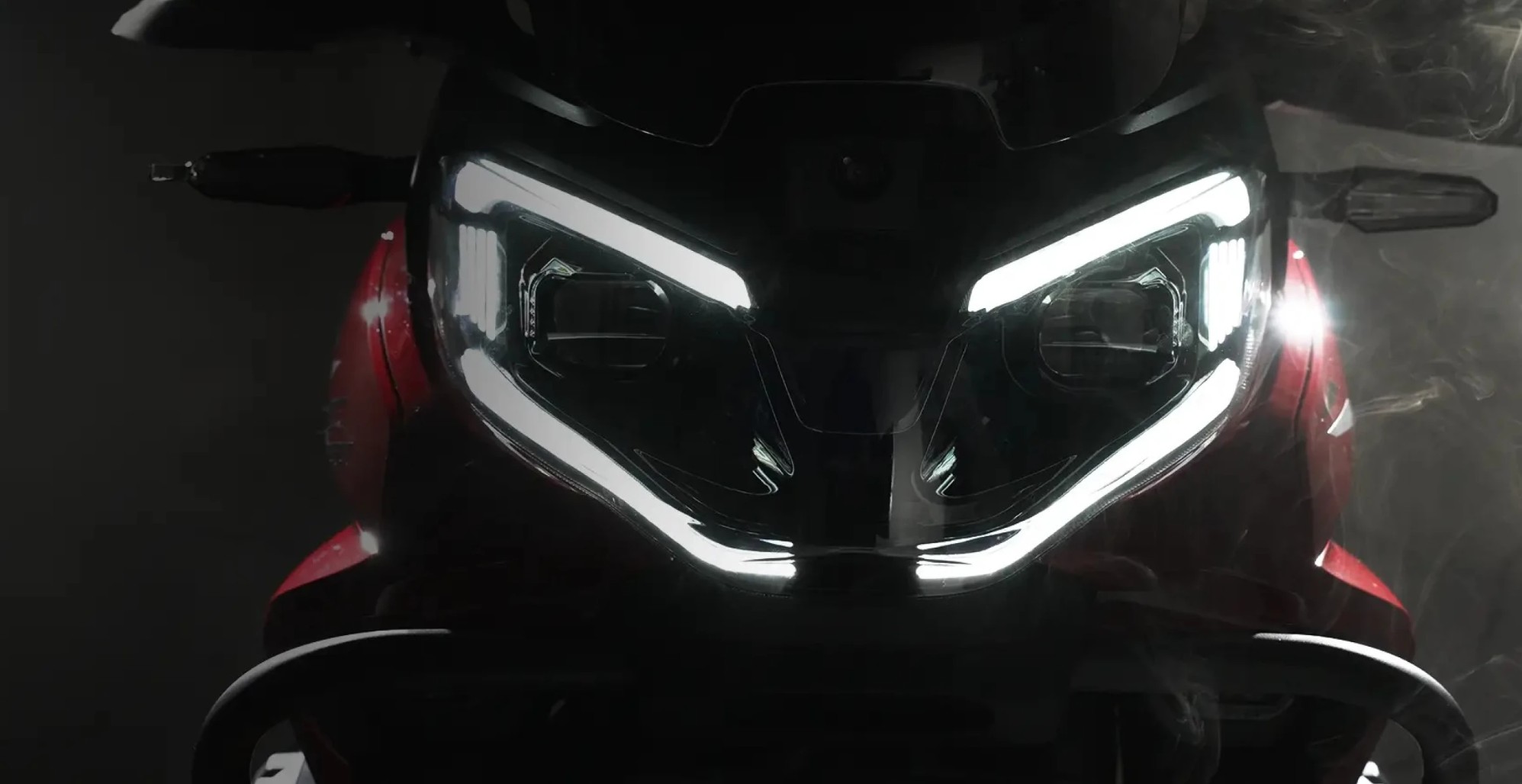 Motocykl SWM Versante 550 w skrócie? Chińskie pieniądze, włoska marka i zaskakujące wyposażenie
