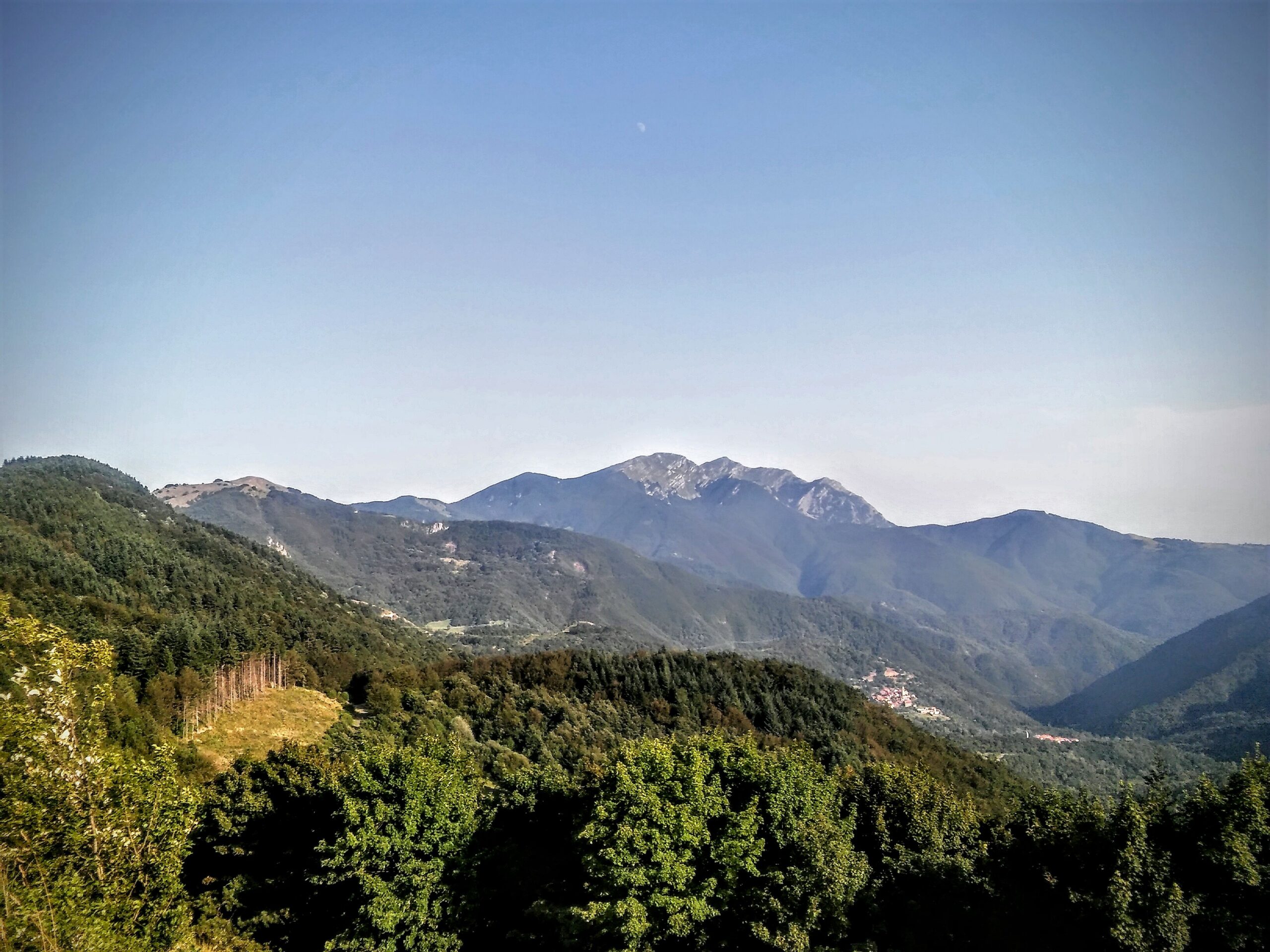 Apennines mystery solved: delamination explains geological paradox