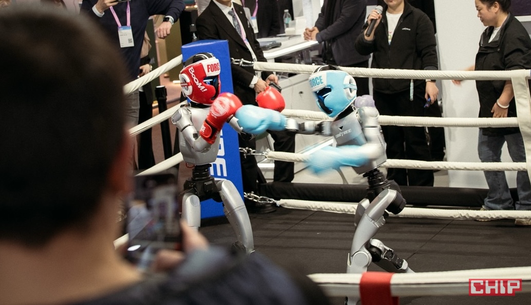 Czy jesteśmy w prologu Terminatora? Humanoidalny robot oddaje napastliwemu człowiekowi