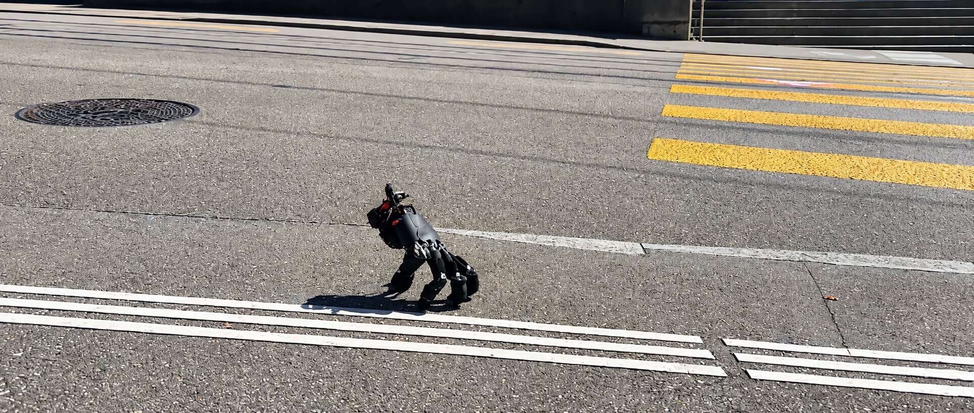 Autonomiczna dłoń robota ożyła zupełnie jak w Rodzinie Addamsów
