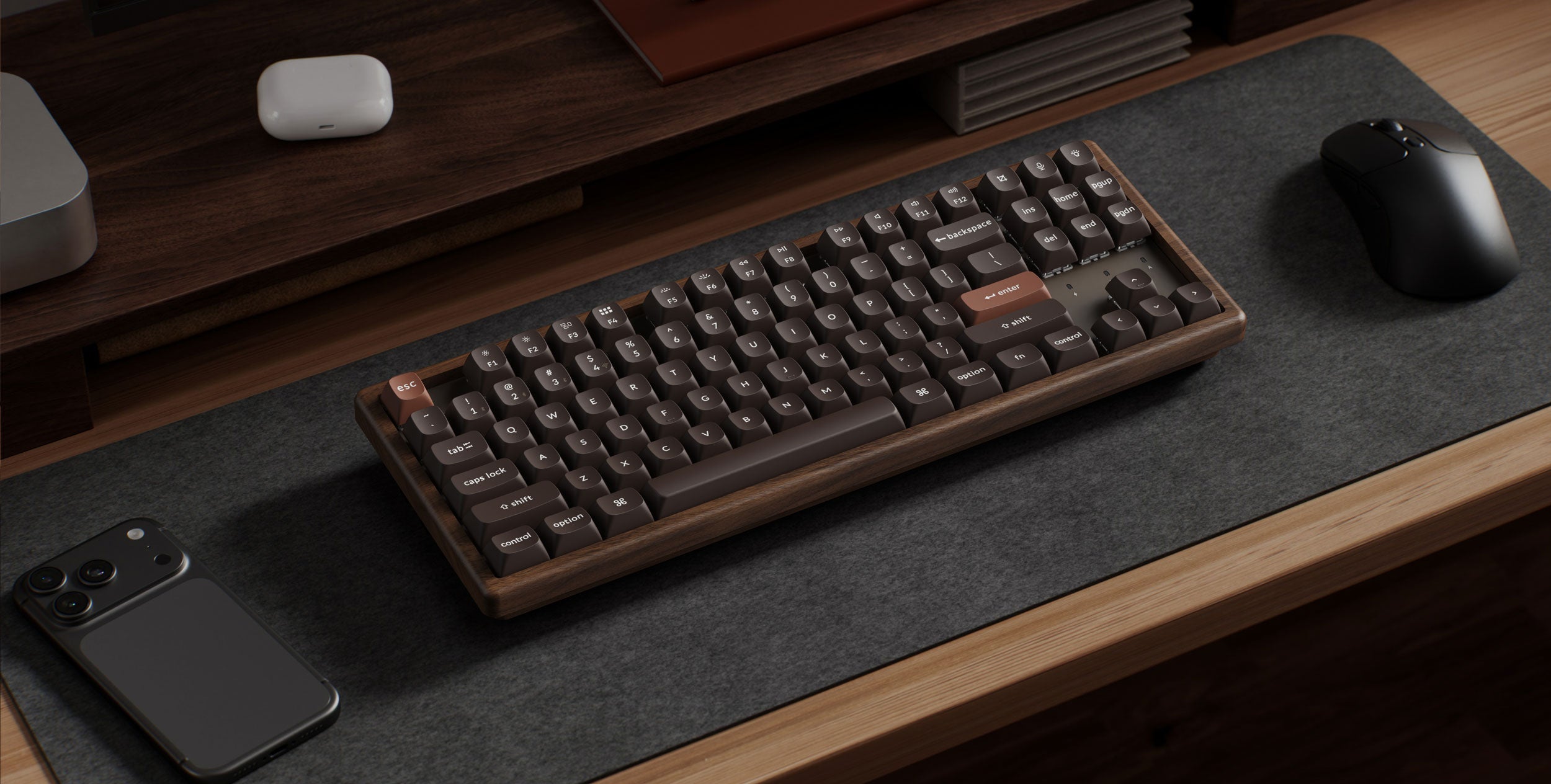 Keychron ukazał stylową klawiaturę gamingową z drewna. Dorzuca do niej moje ulubione switche