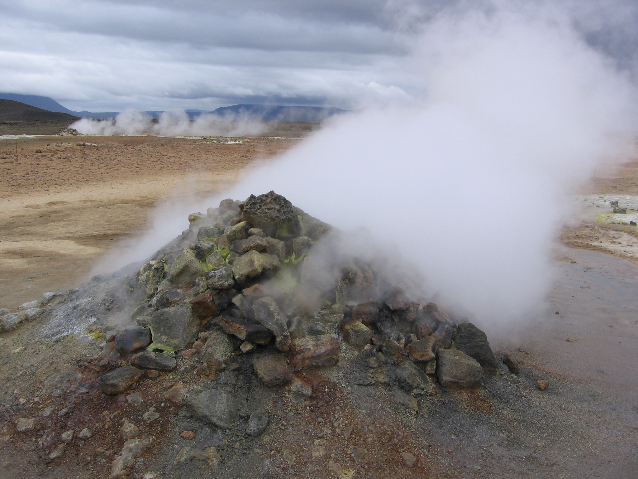 Islandia: odwiert przy komorze magmowej wulkanu Krafla zmieni energetykę?