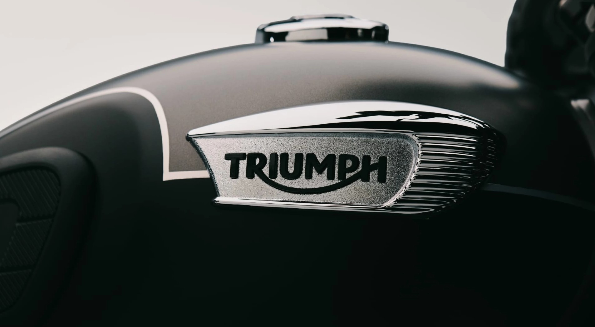 Triumph dokonał herezji? Legendarny motocykl Bonneville ma teraz jeden cylinder